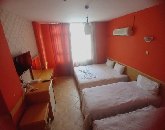 Aile Odası 4 KİŞİLİK TV'Lİ GENİŞ ODA